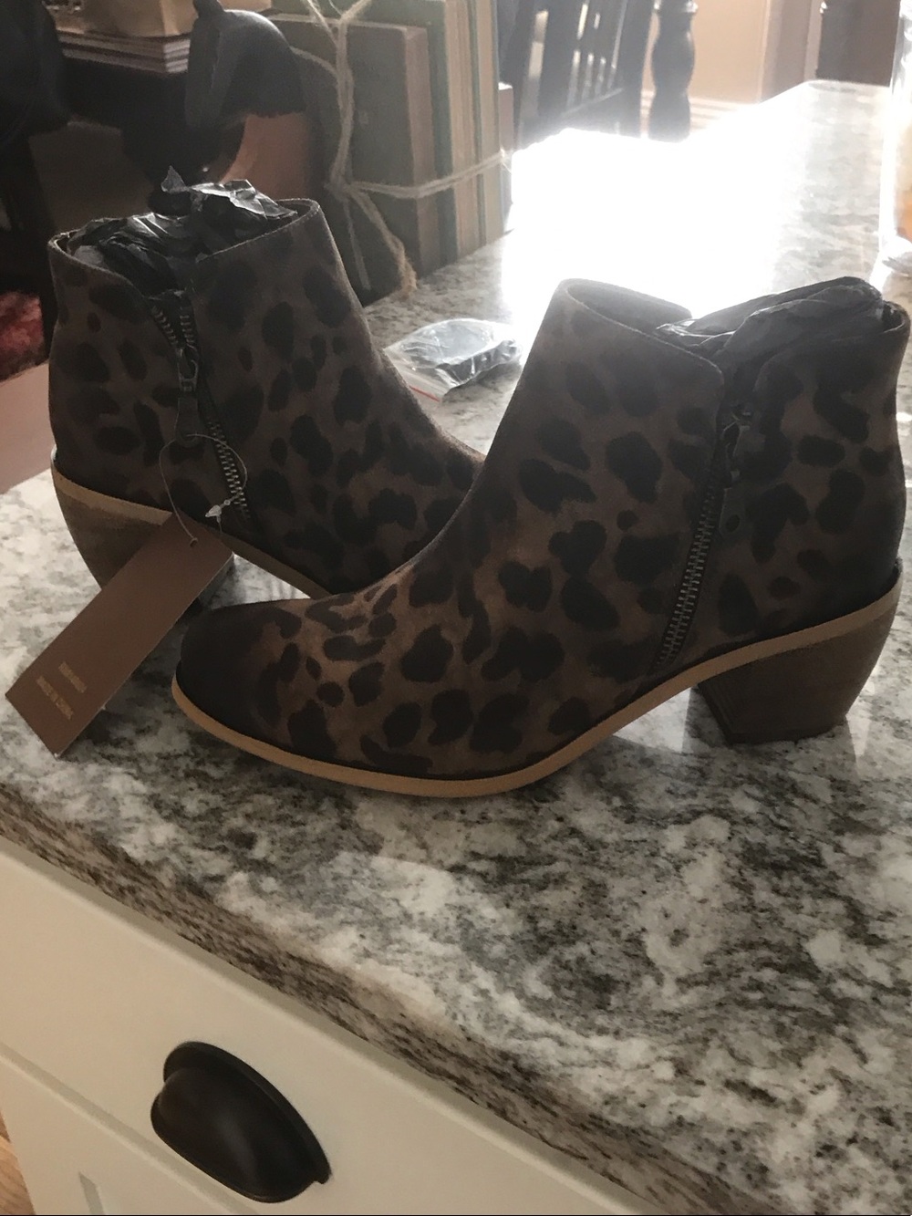 L&B Leopard Print Ankle Booties in Brown and Black - Picture 3 of 7